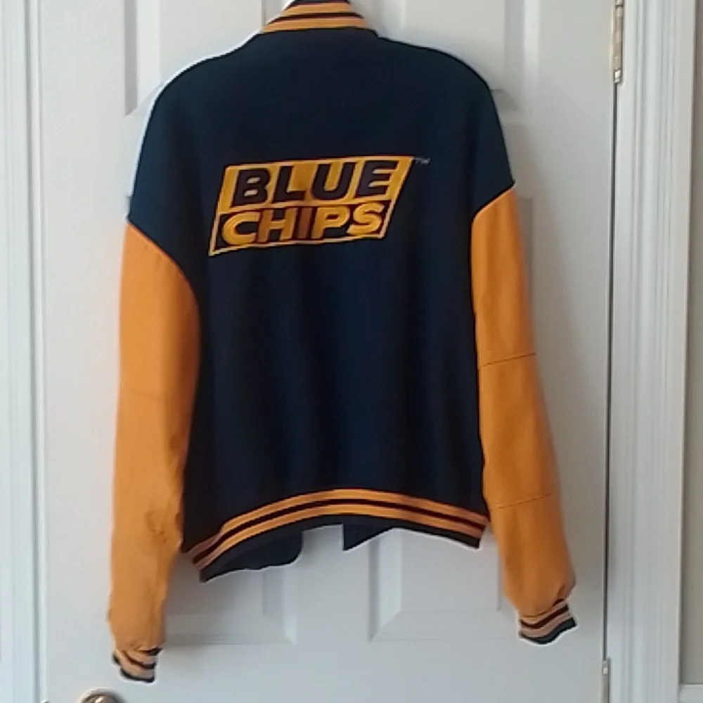 Varsity jacket - Picture 2 of 5